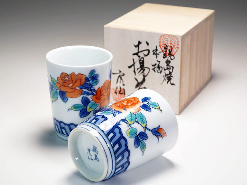 皇室・将軍家献上の流れを組む色鍋島の名門 虎仙窯ってどんな窯元?