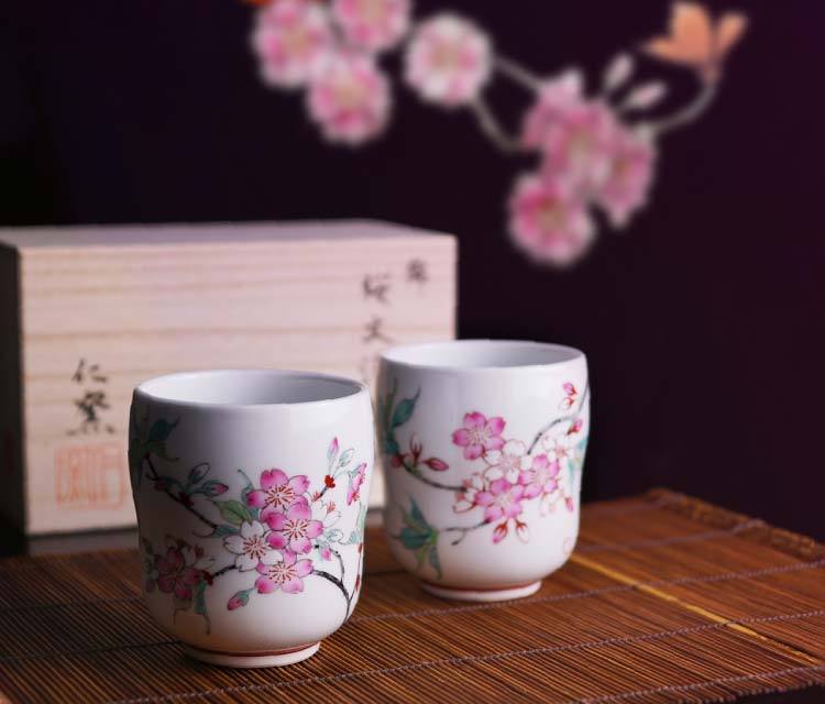 50,000円までの予算で贈る特別な贈答品