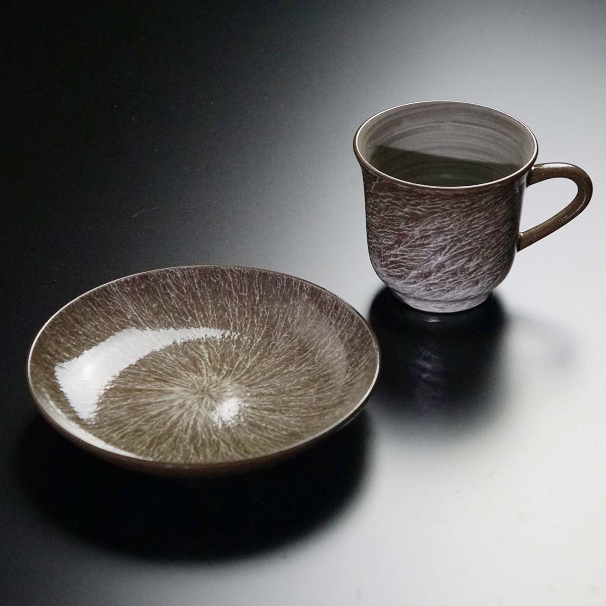 【有田焼】コーヒーカップ 霙刷毛