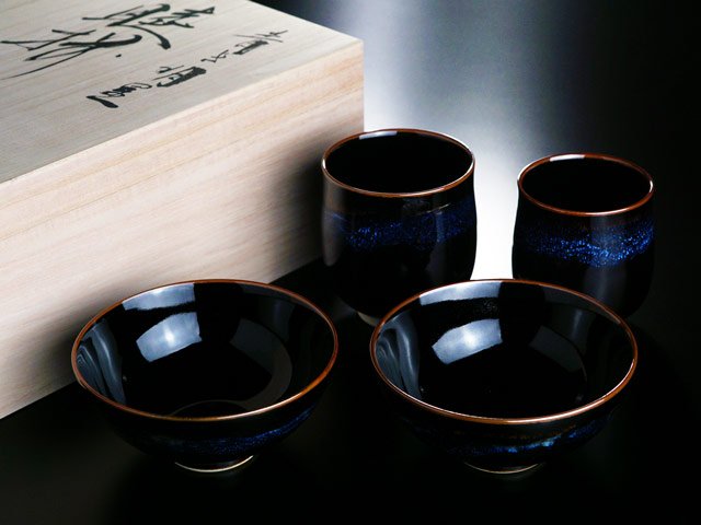 宇宙を照らす明星の器 有田焼睦揃(夫婦茶碗セット) ”青き明星”