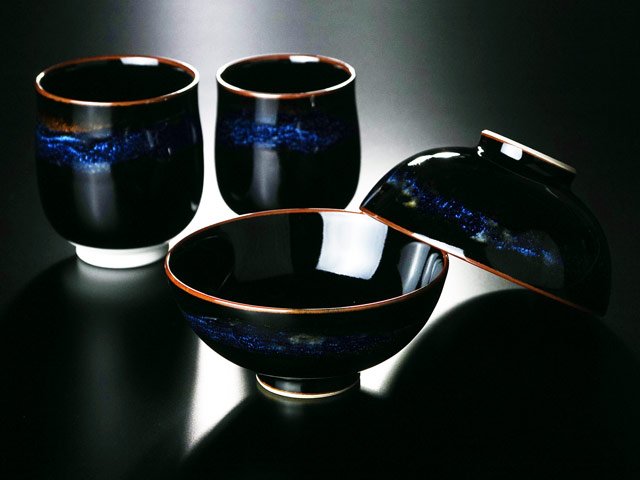 宇宙を照らす明星の器 有田焼睦揃(夫婦茶碗セット) ”青き明星”