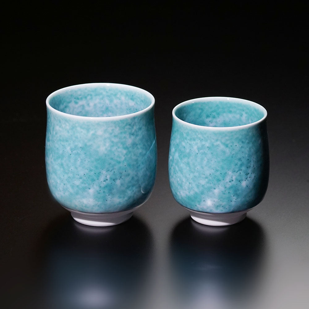 エメラルド婚に人気のギフト 有田焼ペア湯呑 翡翠鈞窯