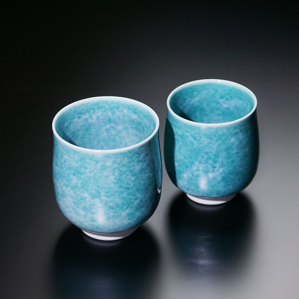 エメラルド婚に人気のギフト 有田焼ペア湯呑 翡翠鈞窯