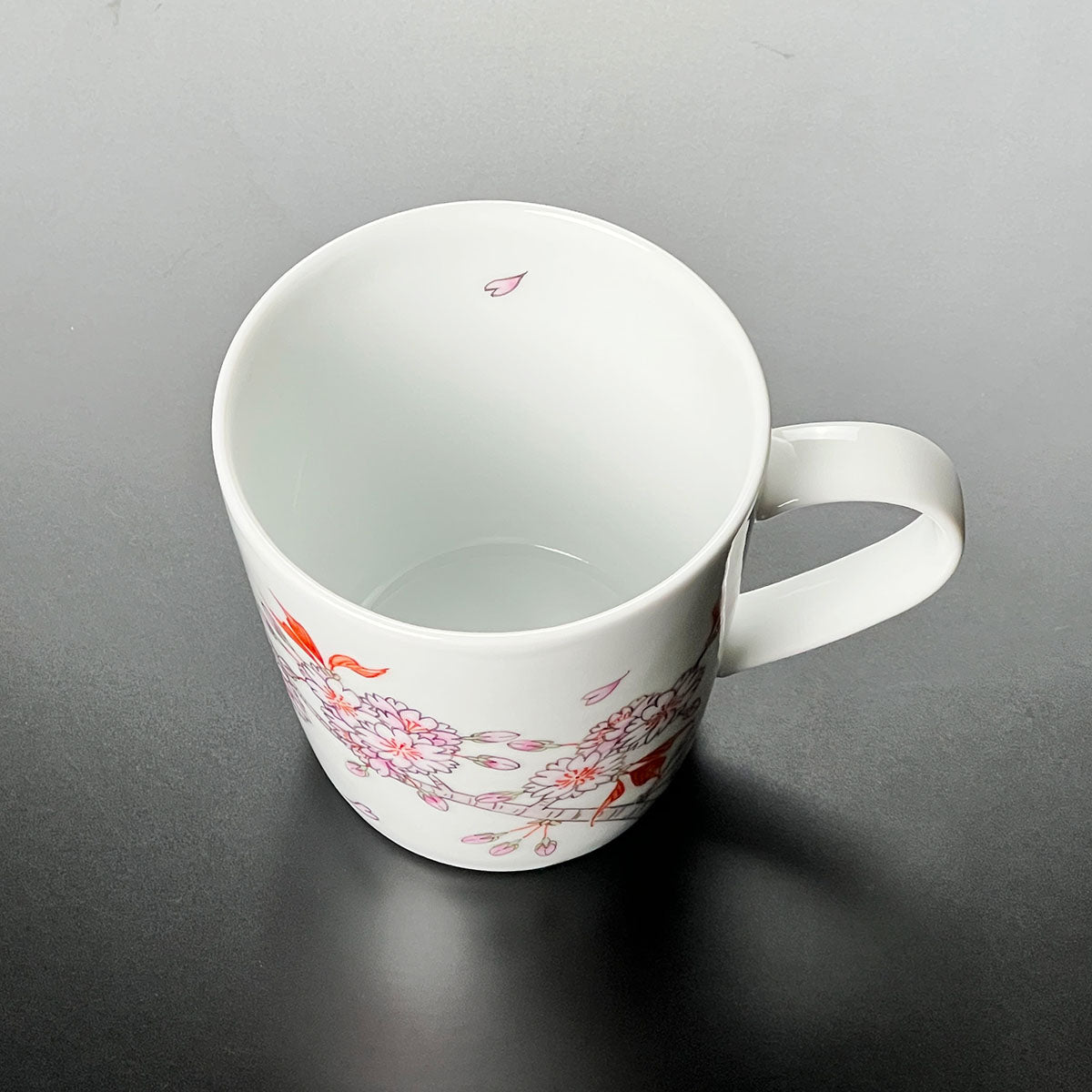 【特別企画】有田焼 マグカップ 色絵桜図 - 2025年最新作 -
