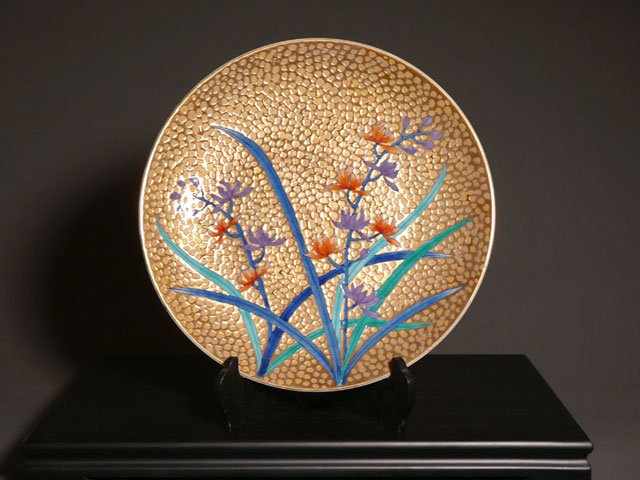 【有田焼】飾り絵皿(大)染錦金彩蘭図