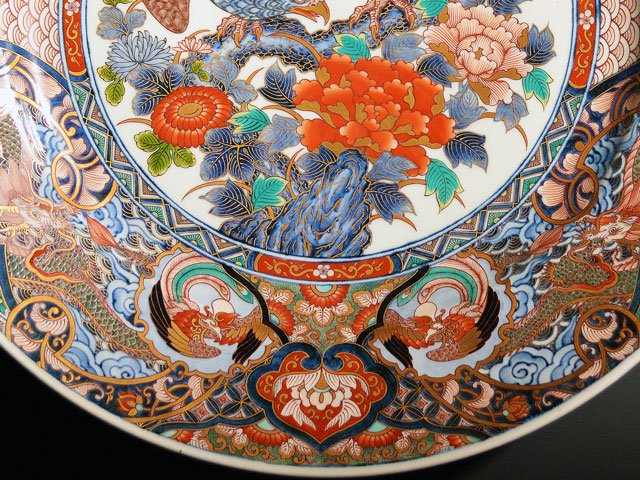 【献上手古伊万里焼】飾絵皿(特大)染錦本金鷹絵