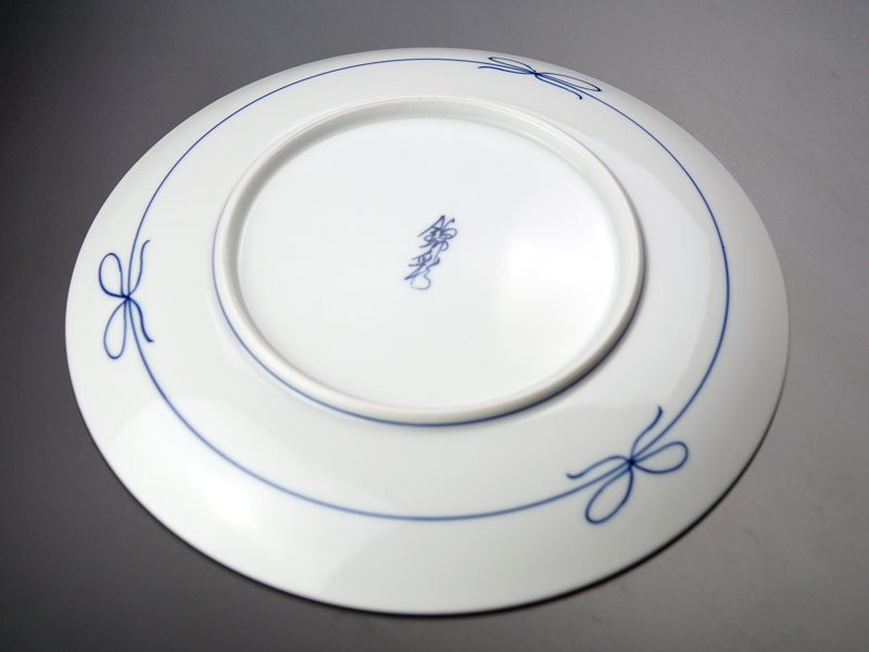 【有田焼】飾り絵皿 染錦金彩・白金彩松竹梅鶴図