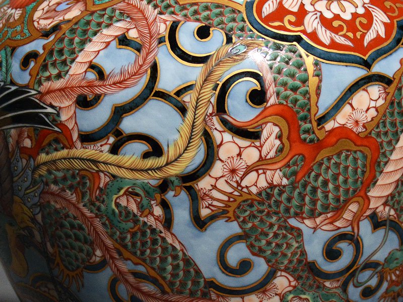 【献上手古伊万里焼】特大沈香壷 染錦本金鳳凰龍図