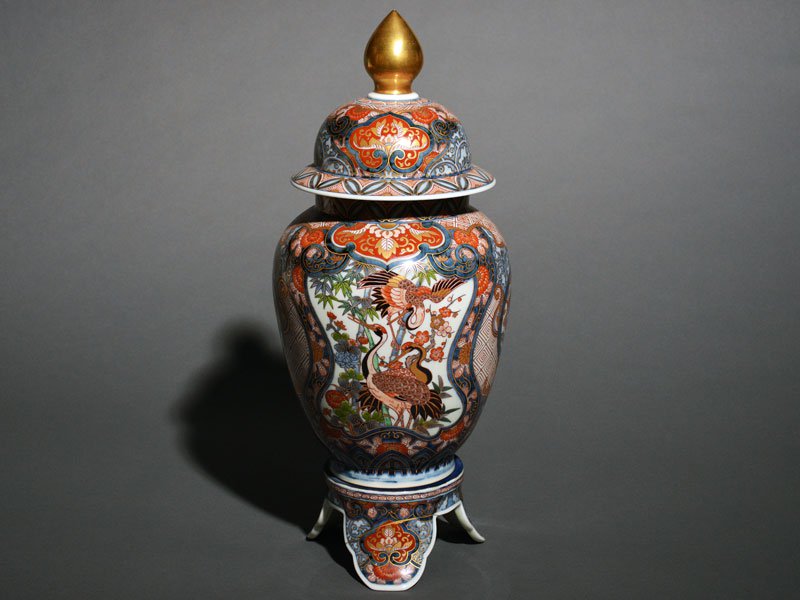 【献上手古伊万里焼】特大沈香壷 染錦本金鶴図