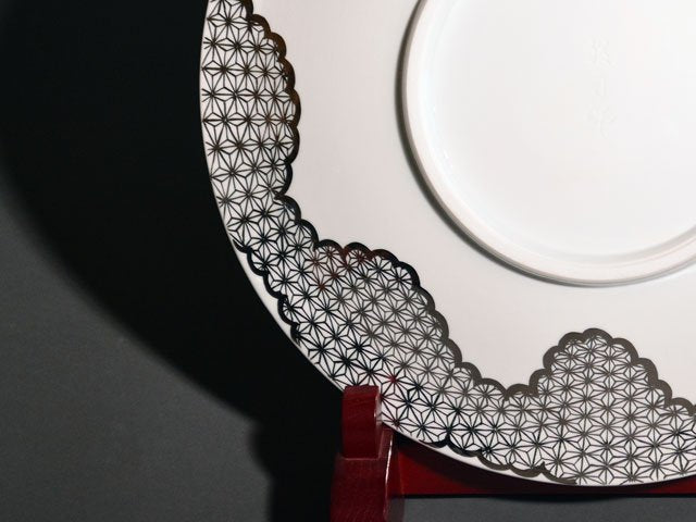 【有田焼】飾絵皿(大)色絵兎図