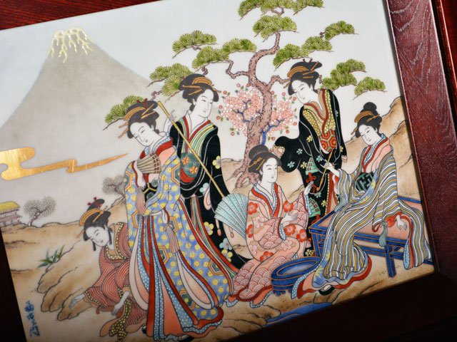 【献上手古伊万里焼】陶額 染錦本金元禄美人図