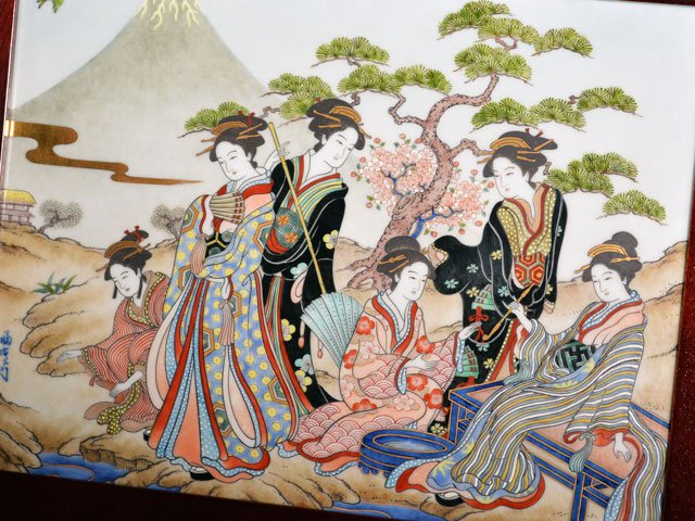 【献上手古伊万里焼】陶額 染錦本金元禄美人図