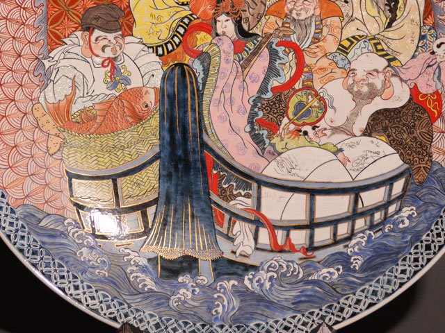 【献上手古伊万里焼】飾絵皿(特大)染錦本金招福七福神図