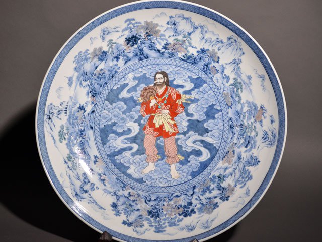 【献上手古伊万里焼】飾絵皿(特大)染錦本金山水天狗図