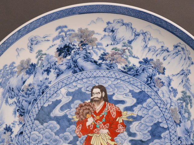 【献上手古伊万里焼】飾絵皿(特大)染錦本金山水天狗図
