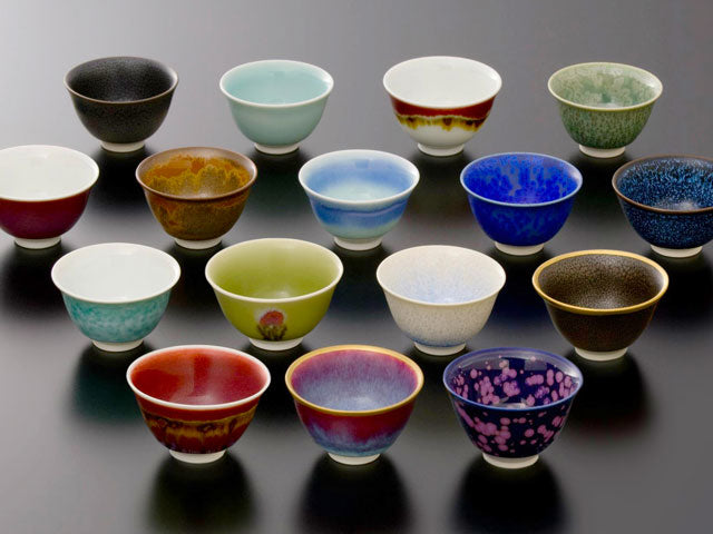 【特別企画】ぐい呑みセット(16色)真右エ門窯:桐箱入贈答品