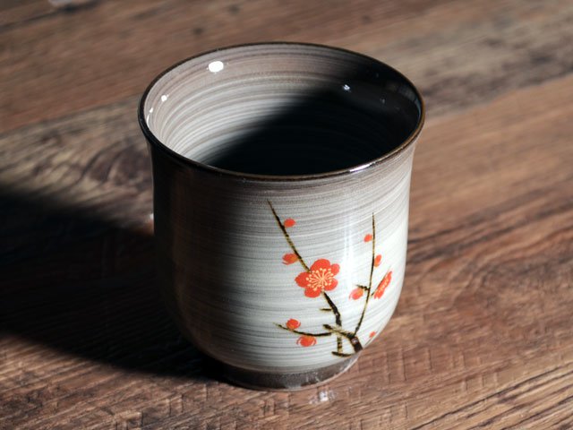 15代臥牛窯作 夫婦湯呑 紅梅白梅