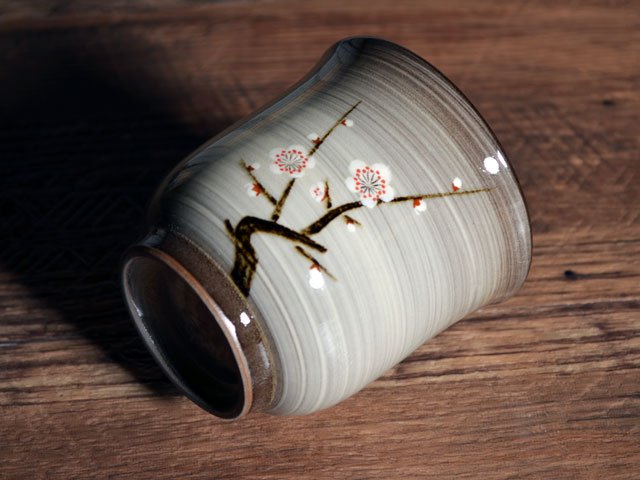15代臥牛窯作 夫婦湯呑 紅梅白梅