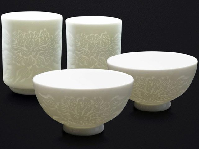 【朝日新聞掲載】手ロクロ、手彫りの白磁睦揃(夫婦茶碗セット)