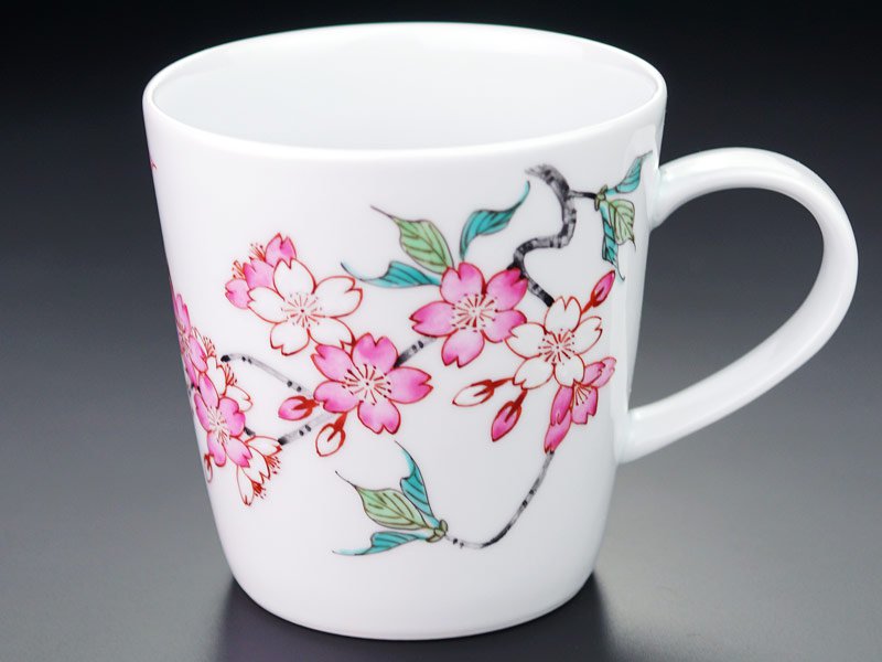 【有田焼】マグカップ 色絵桜図