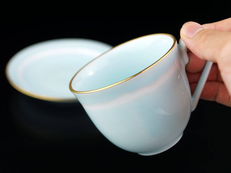 【有田焼】広口コーヒーカップ 月白釉本金彩