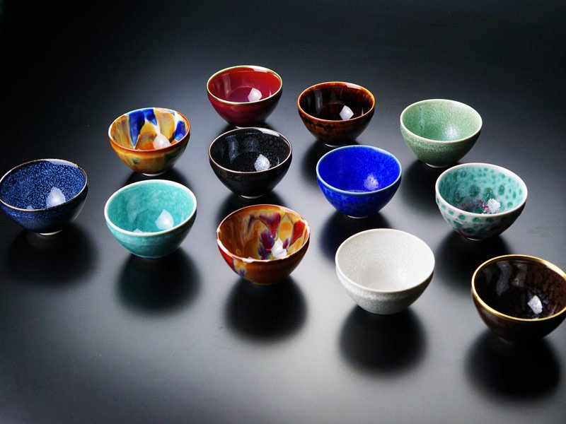 【特別企画】ぐい呑みセット(12色)真右エ門窯:桐箱入贈答品