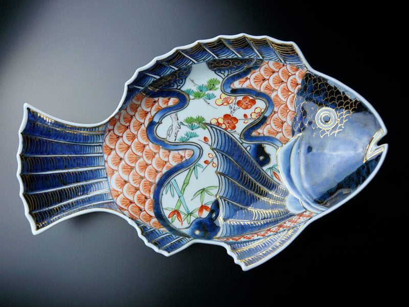 【献上金襴手様式】大絵皿 染錦本金松竹梅吉祥鯛図