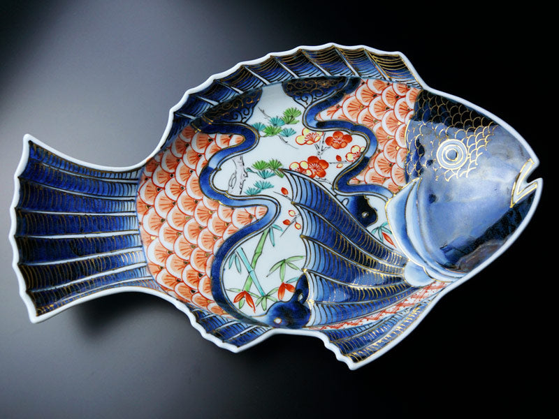 【献上金襴手様式】大絵皿 染錦本金松竹梅吉祥鯛図