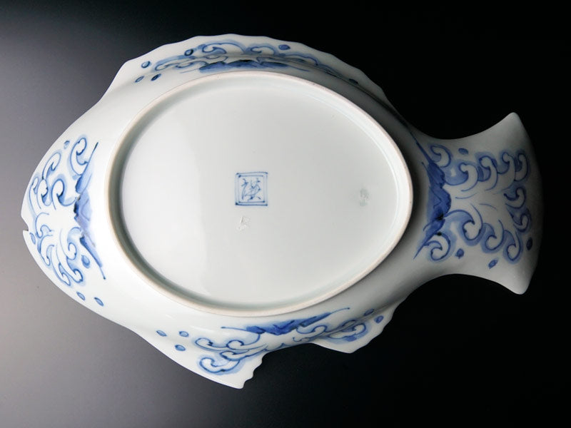 【献上金襴手様式】大絵皿 染錦本金松竹梅吉祥鯛図