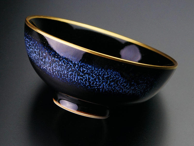 輝く本金の器【有田焼】茶碗 青き明星 陽光