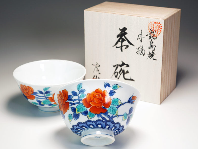 【有田焼】夫婦茶碗 染錦吉祥薔薇図