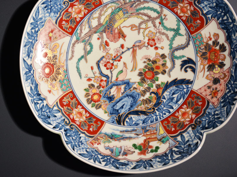 【献上手古伊万里焼】飾大絵皿 染錦本金鳳凰吉祥地紋図