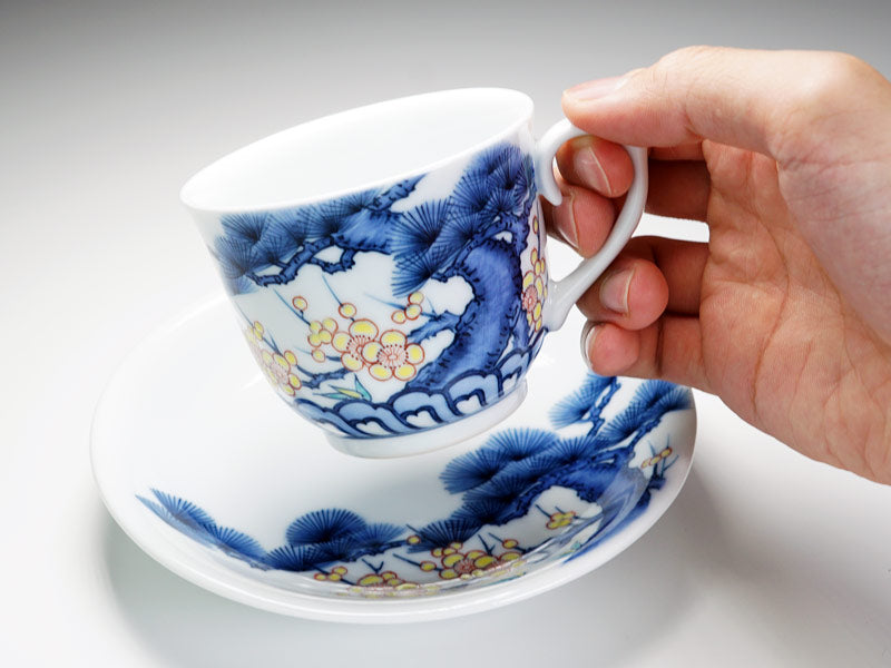 【有田焼】コーヒーカップ 染錦吉祥松竹梅図