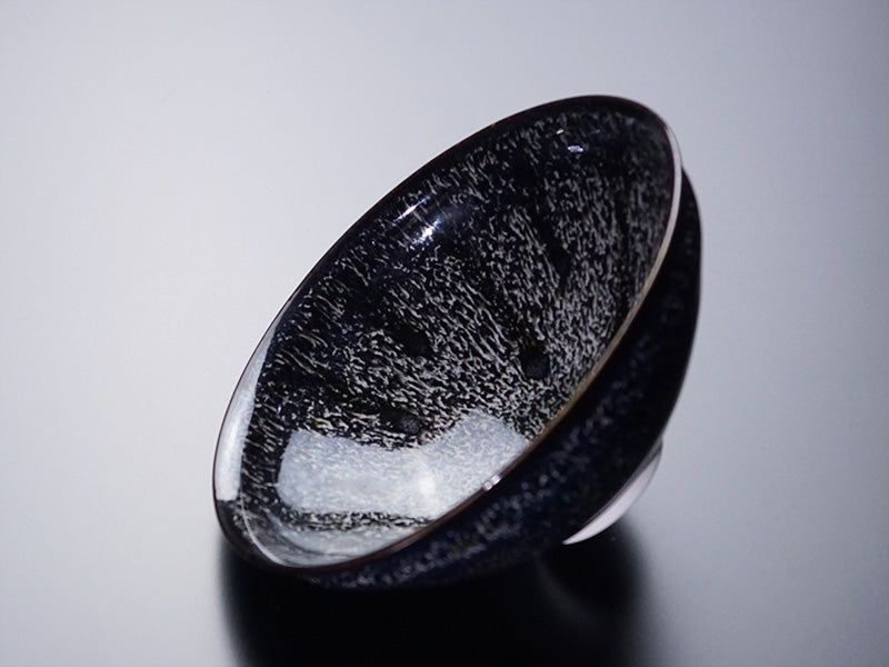 【有田焼】白銀河茶碗「流」