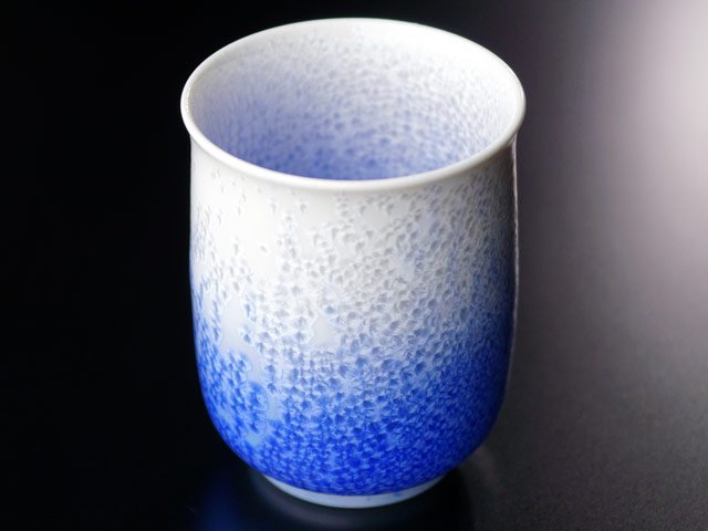 【有田焼】湯呑み 藍染水滴の写真5