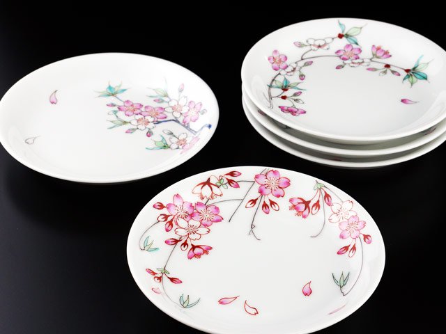 【有田焼】高級和食器 皿セット 色絵桜図の写真3