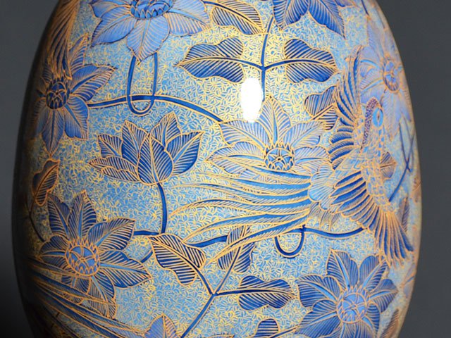【有田焼】飾り花瓶 釉裏金彩鉄線花鳳凰図の写真4