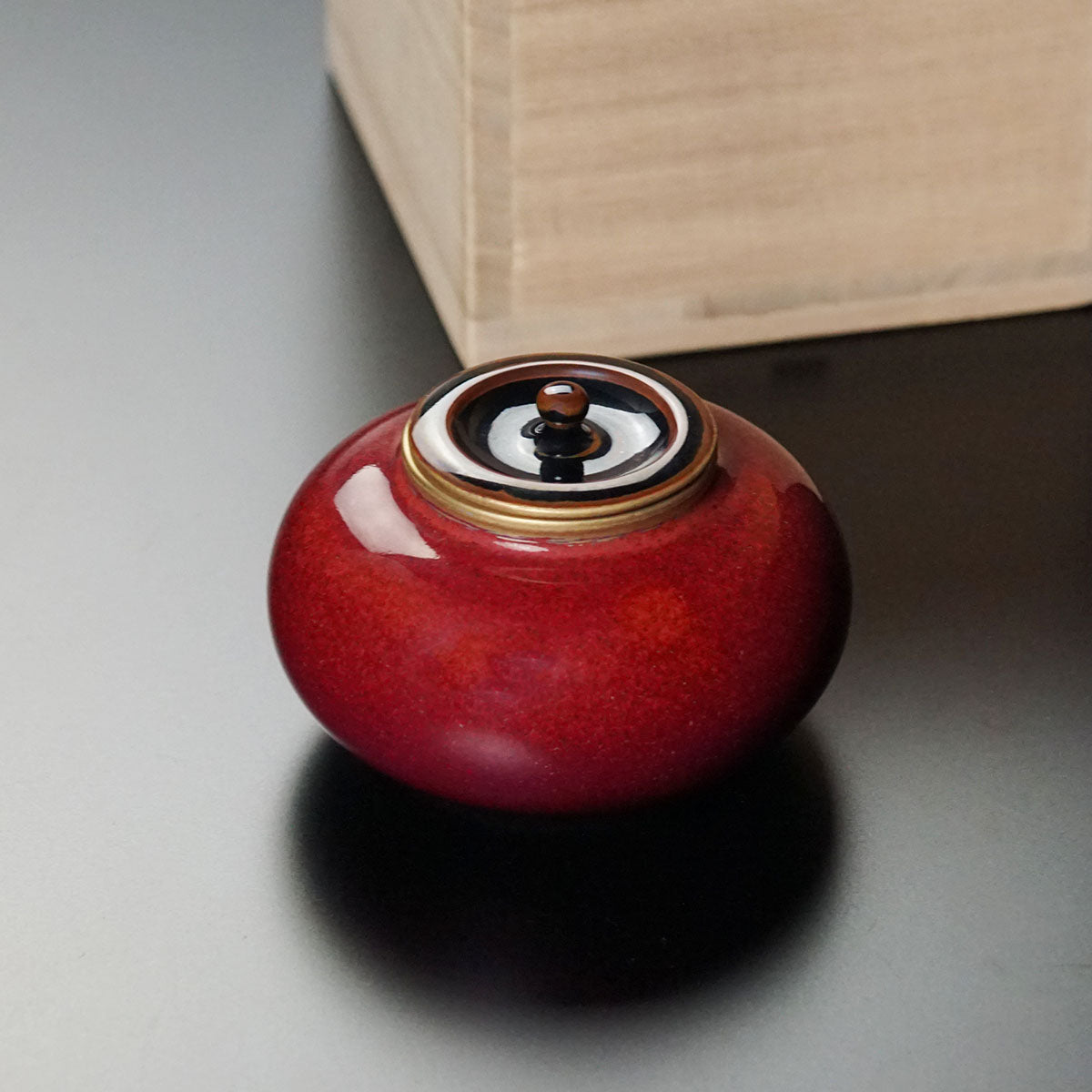 有田焼】茜辰砂茶入『塾柿』