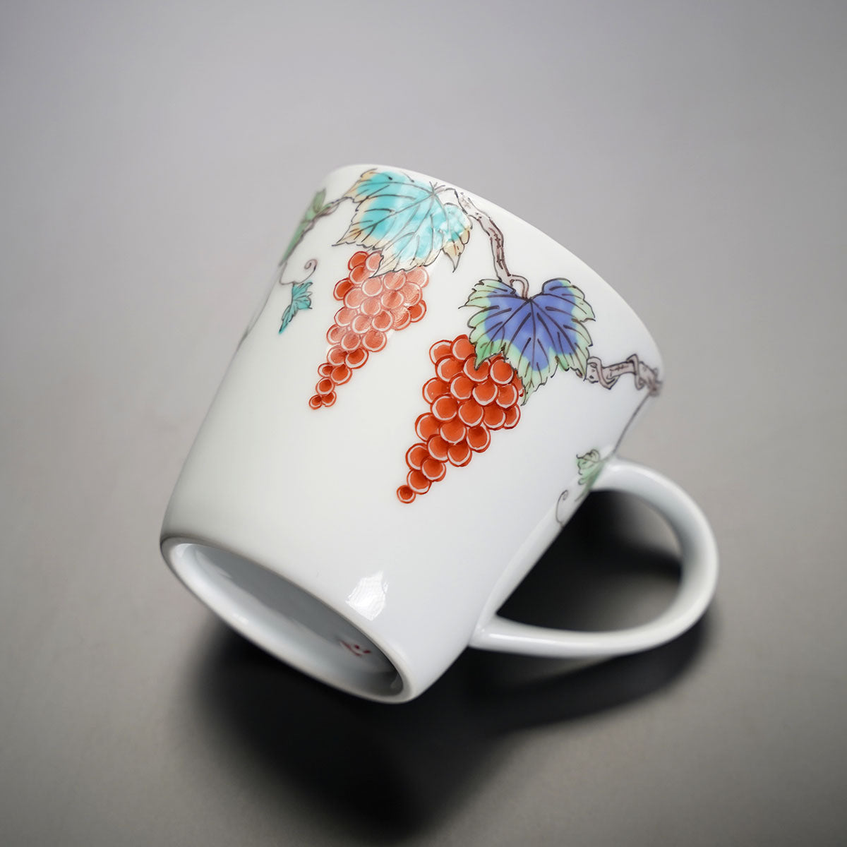 有田焼】マグカップ 色絵葡萄