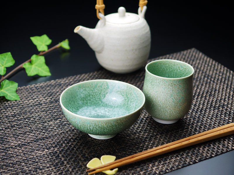 【有田焼】睦揃（夫婦茶碗セット）鶯玉