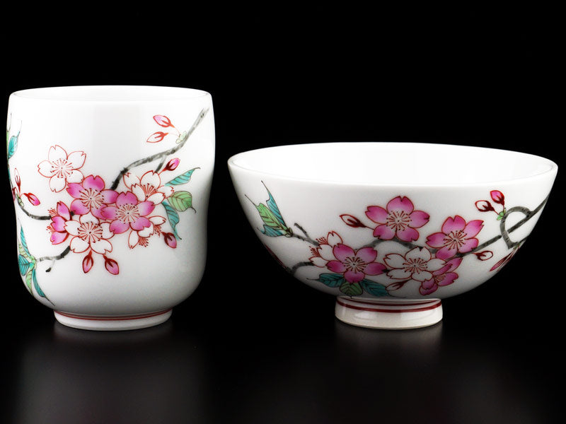咲き誇る一瞬の永遠 湯呑茶碗セット 色絵桜