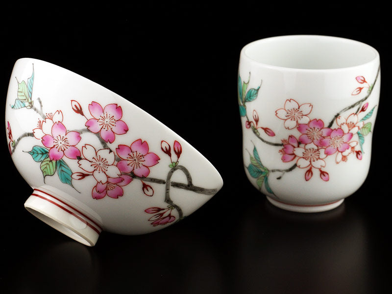 咲き誇る一瞬の永遠 湯呑茶碗セット 色絵桜