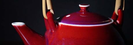 中国皇帝が愛したルビー色の釉薬”辰砂”の茶器